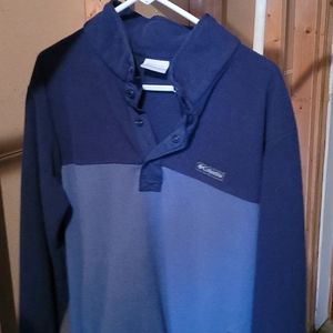Mens Columbia Pull Over.